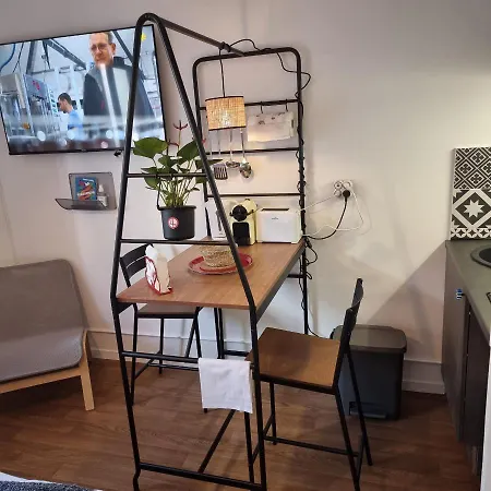 Appartamento Lyon Montchat Refait A Neuf Climatisation Et Parking Prive *